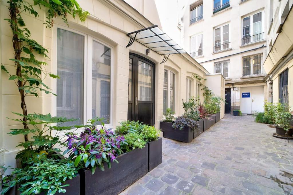 Superbe Maisonnette Neuve Au Coeur De Parijs Buitenkant foto